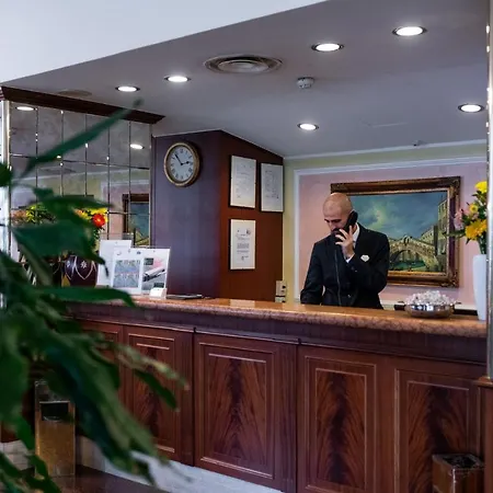 Hotel Alga 3*