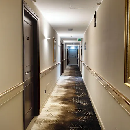 Hotel Alga Milán