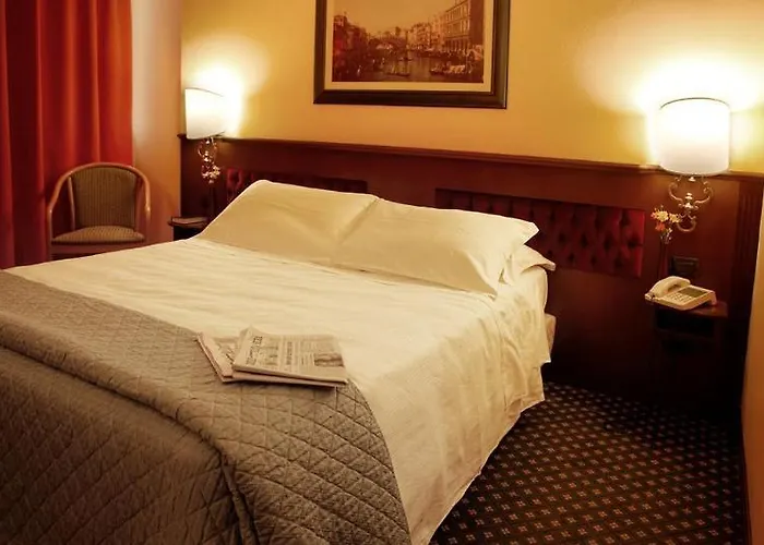 Alga Hotel 3*
