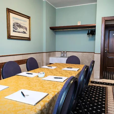 Alga 3* Milano