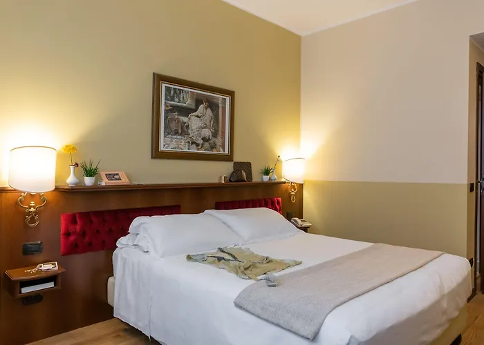 Alga Hotel 3*